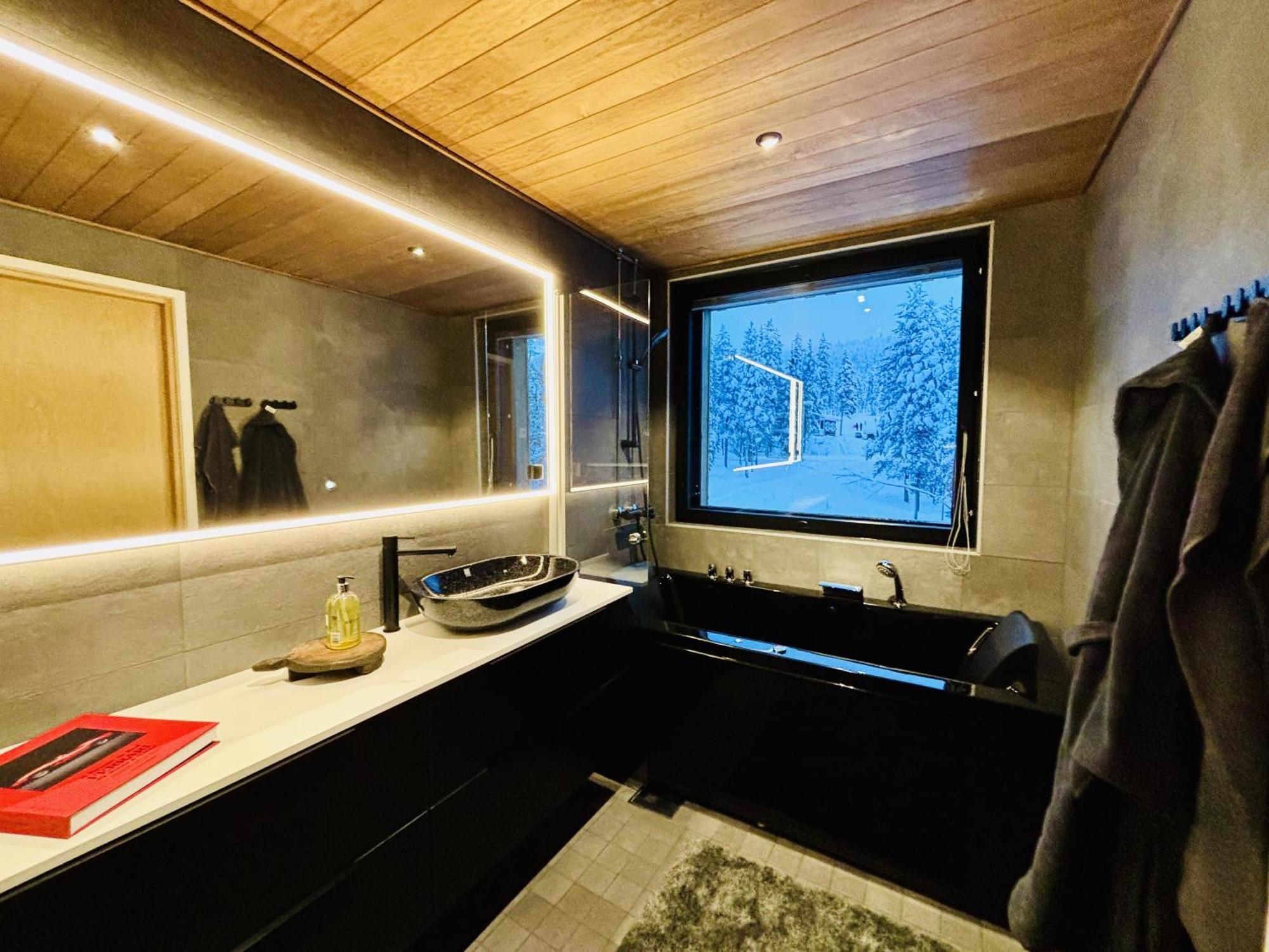 Slopeside Bliss By Aavalevi Holidays, Center Levi